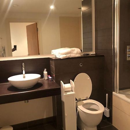 Lovely Serviced Apartment 2Min 2 City Center Manchester Dış mekan fotoğraf
