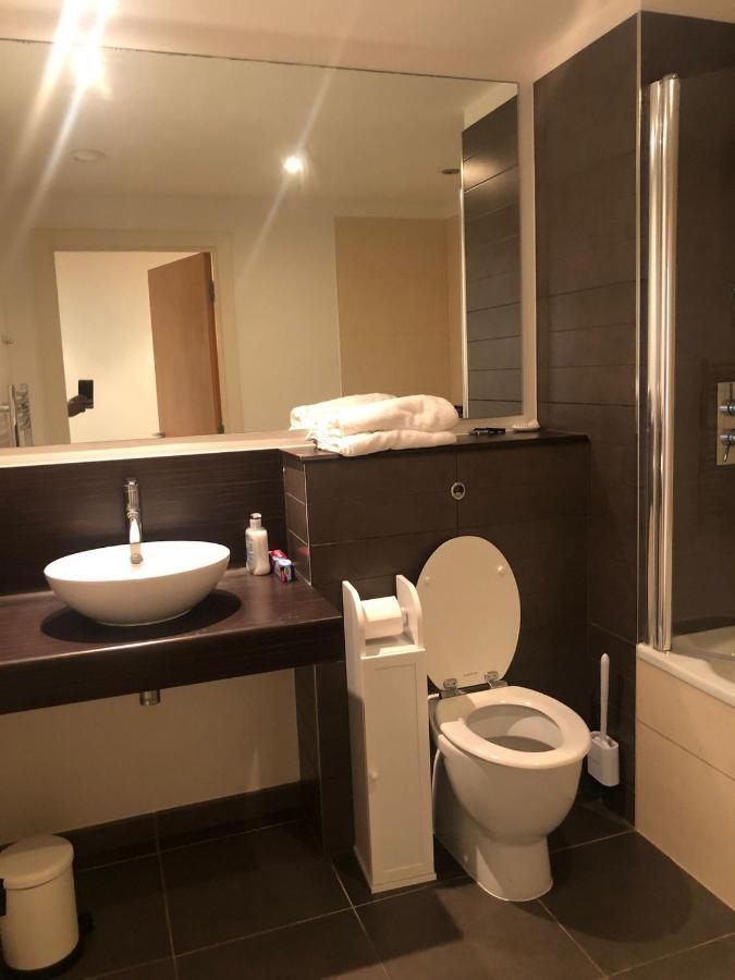 Lovely Serviced Apartment 2Min 2 City Center Manchester Dış mekan fotoğraf
